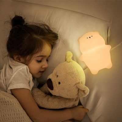 Bébé veilleuse