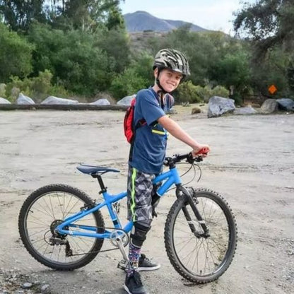 Casque velo bleu enfant