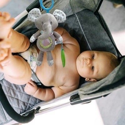 Hochet-bebe-elephant-motricite-eveil-sens