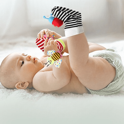 Hochet-nouveau-né-ensemble-4-jouets-sensoriel-bébé