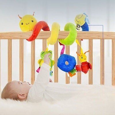 Hochet-bébé-jouet-éveil-chenille-suspendu