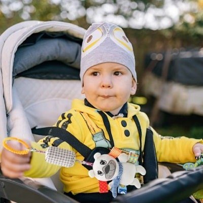 Hochet-bebe-ours-motricite-eveil-sens