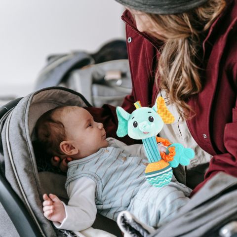 Hochet-bebe-peluche-Elephant