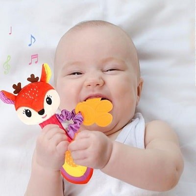 Hochet-enfant-peluche-développement-précoce-Montessori