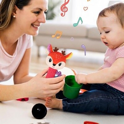Hochet-bébé-peluche-développement-précoce-Montessori