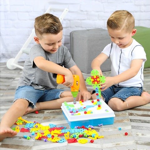 Jeu-de-construction-menuiserie-assemblage-plaisir