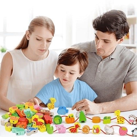 Jouet-bebe-bois​-Montessori-Enfilage-animaux-42-pieces