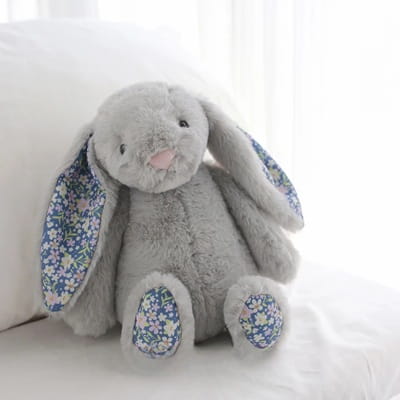 Lapin-peluche-gris