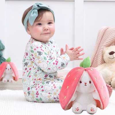 Peluche lapin fraise