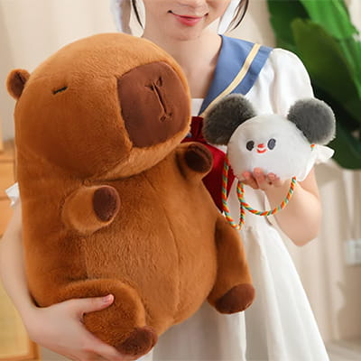 Peluche capybara panda