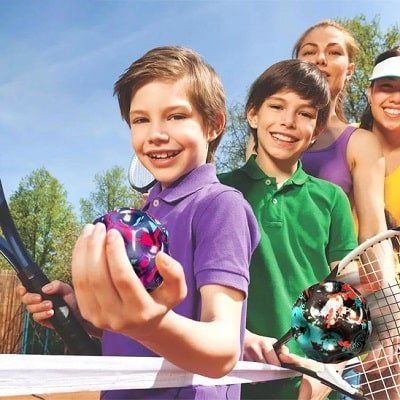 sport-enfant-balle-rebondissante