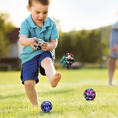 balle-rebondissante-enfant-social