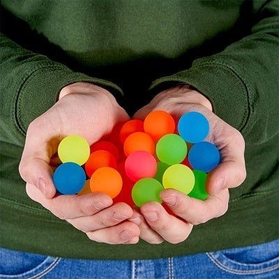 Balle rebondissante - Effet lumineux fluorescent captivant dans l'obscurité