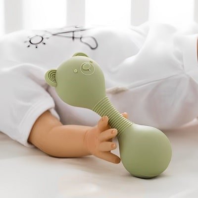 hochet-bébé-sensoriel