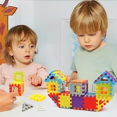 jeu-de-construction-enfant-maison