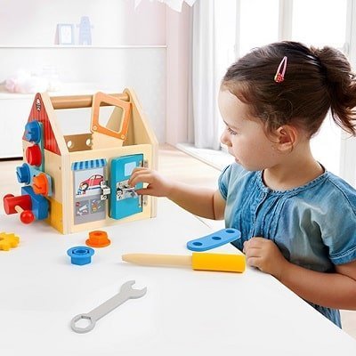montessoru-jeu-de-construction-boite-outils