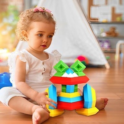 jeu-enfant-Montessori-blocs-empilables