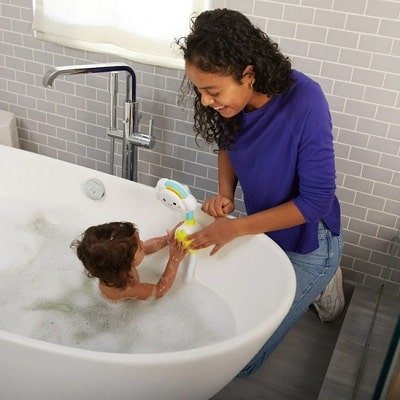 jouet-de-bain-magique-bébé