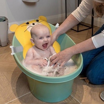 bain-sécuritaire-bebe