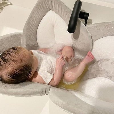 siege-de-bain-bebe-mains-libres