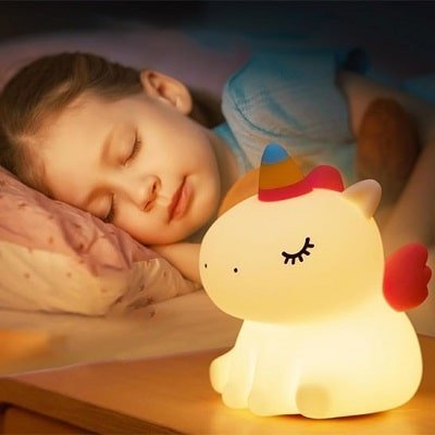 veilleuse-enfant-licorne-sommeil
